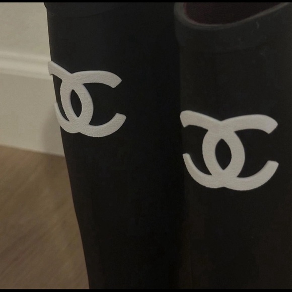 Chanel rain boots rubber - Picture 2 of 7